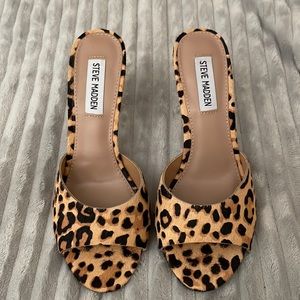 Cute leopard heels